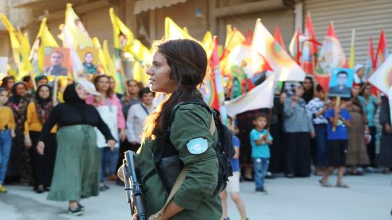 قواتنا المراة في حلب تقدِّم الحماية للمظاهرة التي خرج بها أهالي حي الشيخ مقصود